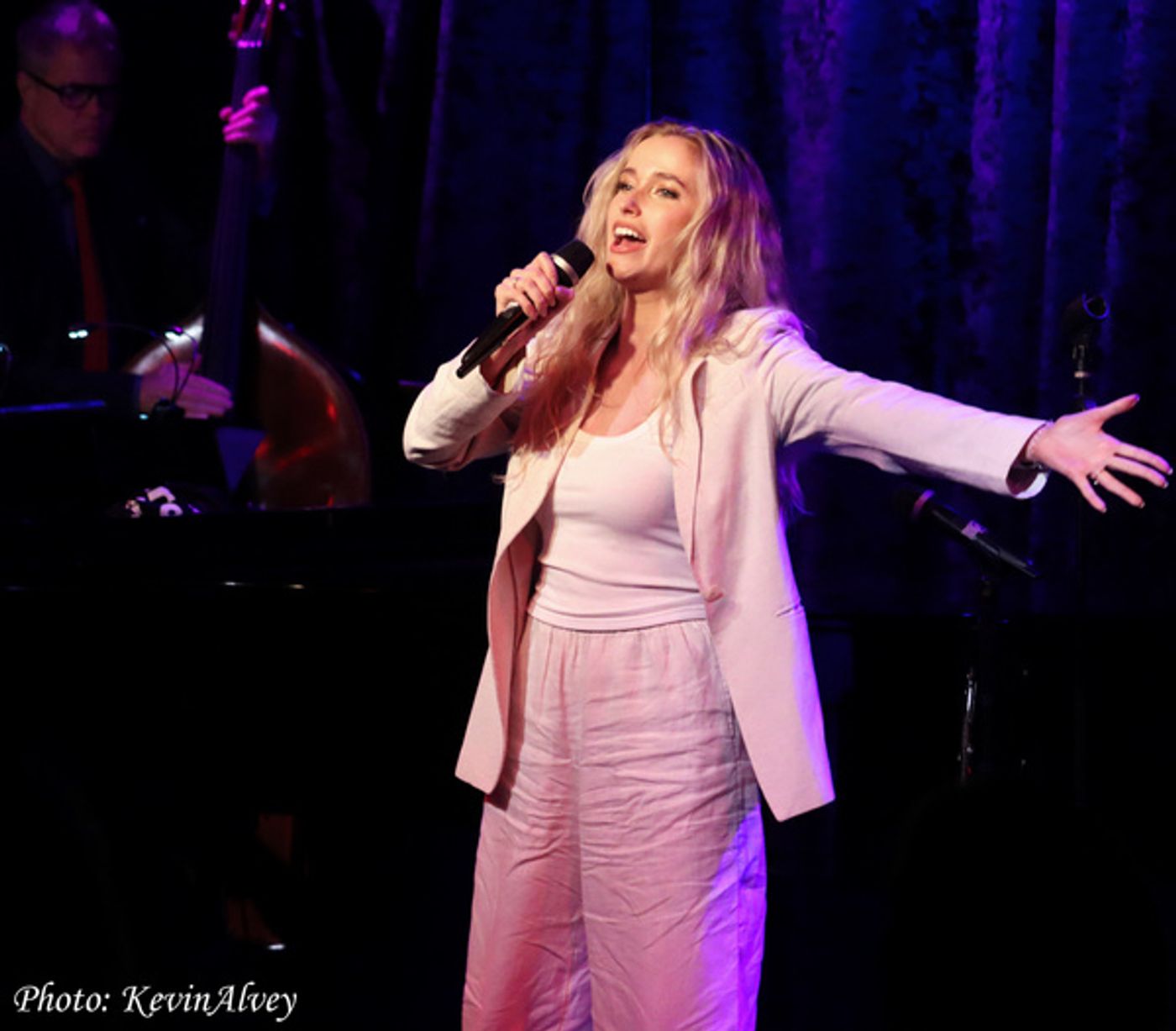 Photos: JIM CARUSO'S CAST PARTY Launches Season 22  Image