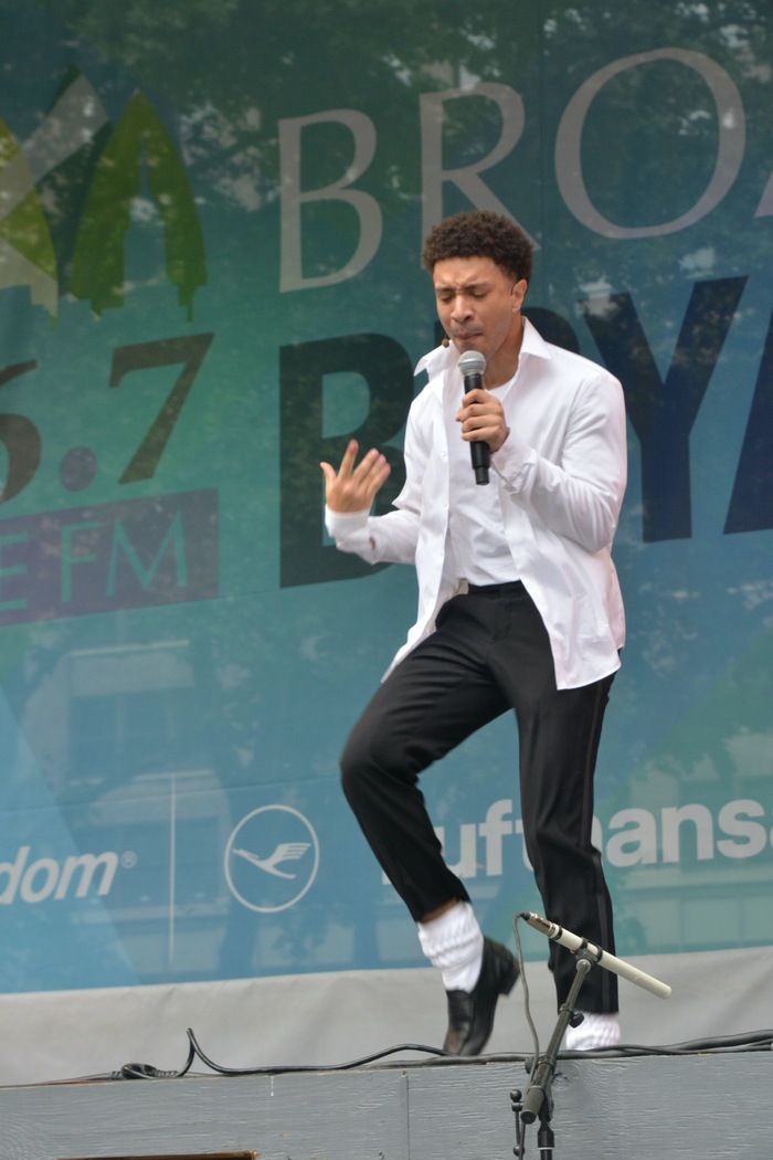 Photos: & JULIET, BOOP! & More Kick off Broadway in Bryant Park 2025  Image