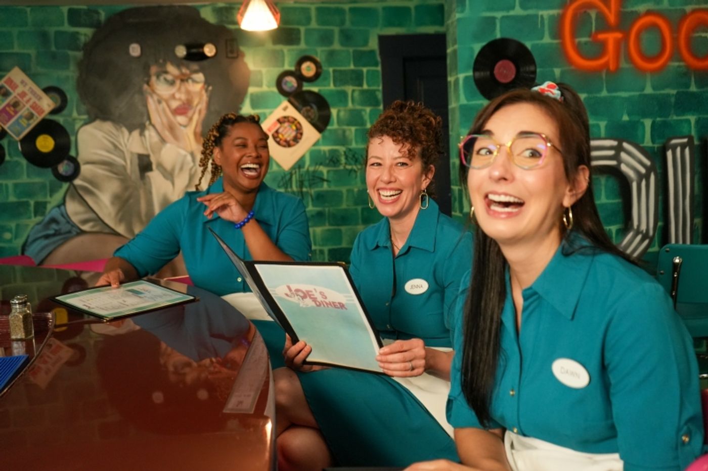 Review: WAITRESS at Short North Stage  Image