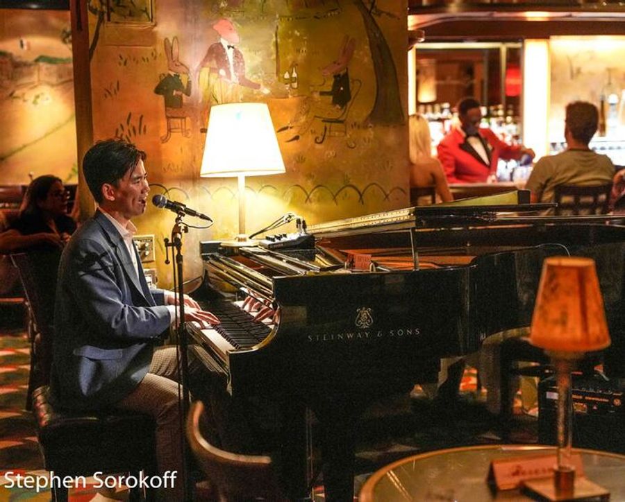 Review: Bryan Eng at Bemelmans Bar... A Role He Was Born to Play Image
