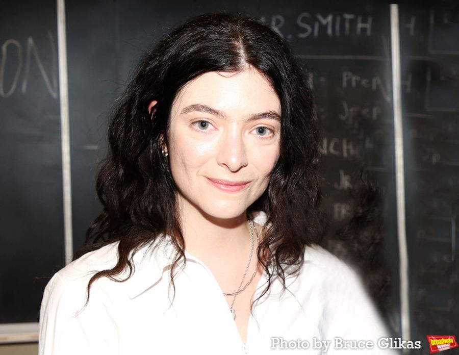 Photos: Lorde Visits The Cast of JOHN PROCTOR IS THE VILLAIN Image
