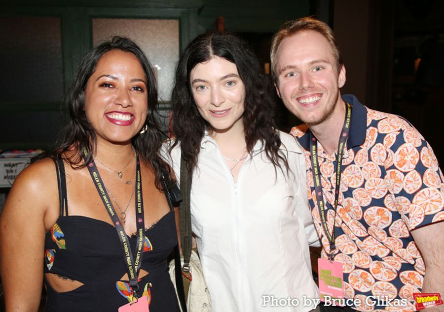 Photos: Lorde Visits The Cast of JOHN PROCTOR IS THE VILLAIN Image