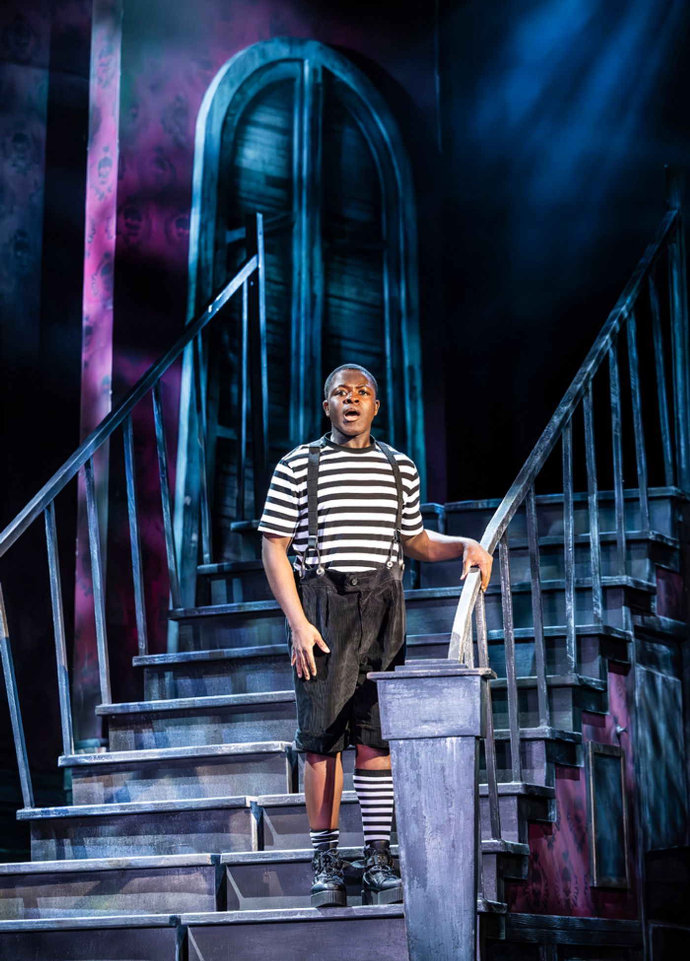 Photos: THE ADDAMS FAMILY is Now On UK Tour  Image