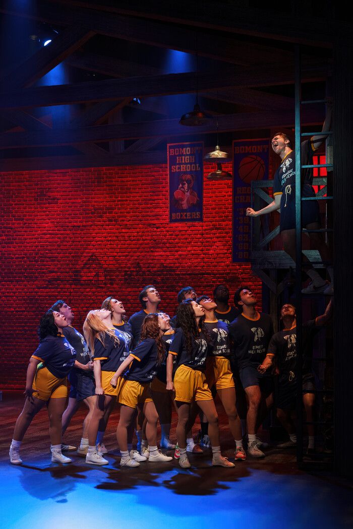 Photos: FOOTLOOSE at John W. Engeman Theatre  Image
