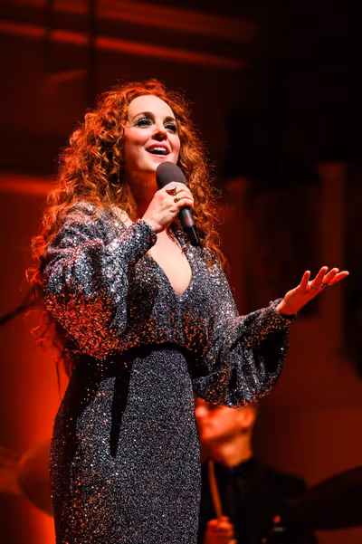Melissa Errico Photo