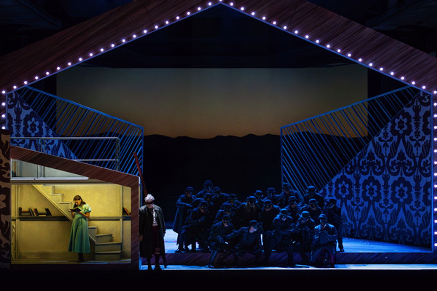 Photos: RIGOLETTO at The Santa Fe Opera  Image
