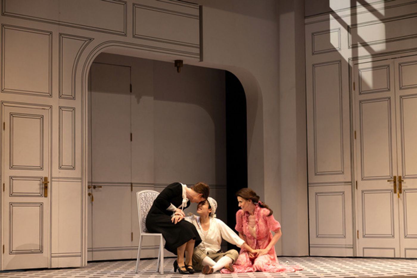 Photos: THE MARRIAGE OF FIGARO At The Santa Fe Opera  Image