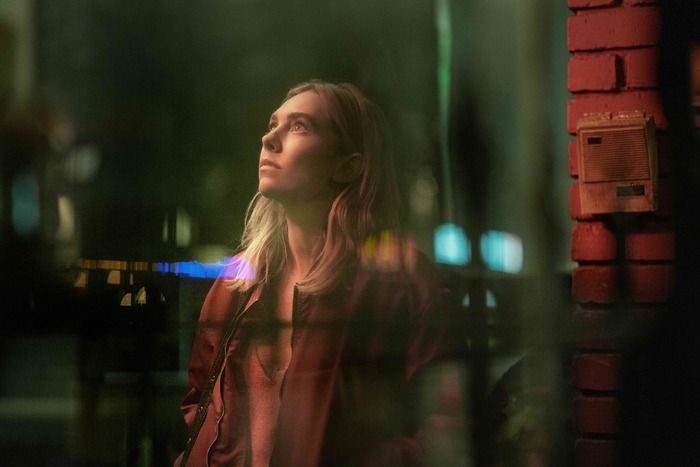Video/Photos: First Look at Vanessa Kirby in Netflix's NIGHT ALWAYS COMES  Image