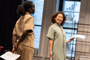  Lupita Nyong’o and Sandra Oh Photo