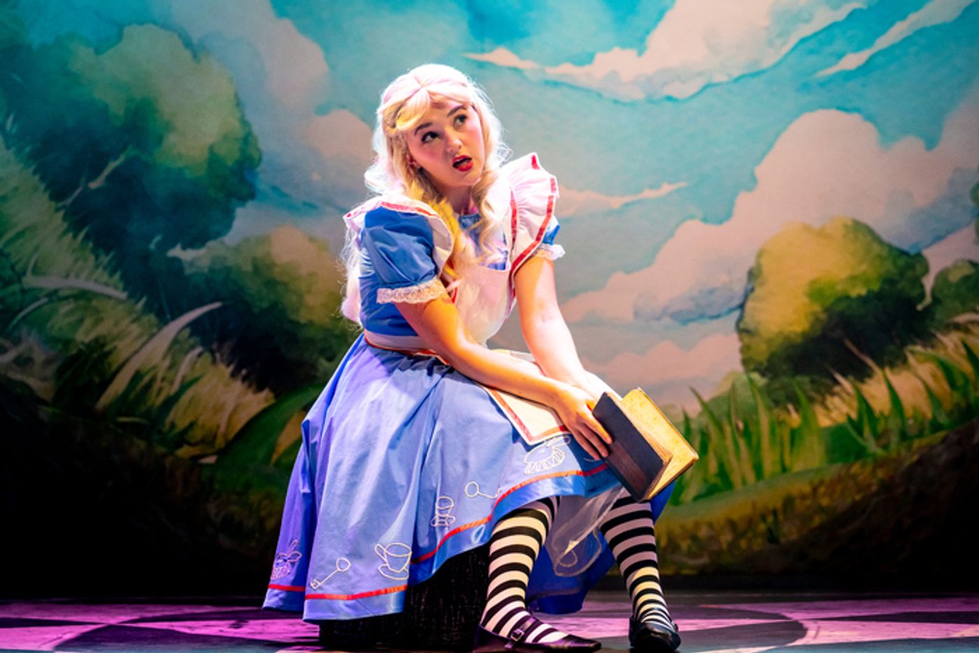Photos: ALICE IN WONDERLAND at Marylebone Theatre  Image