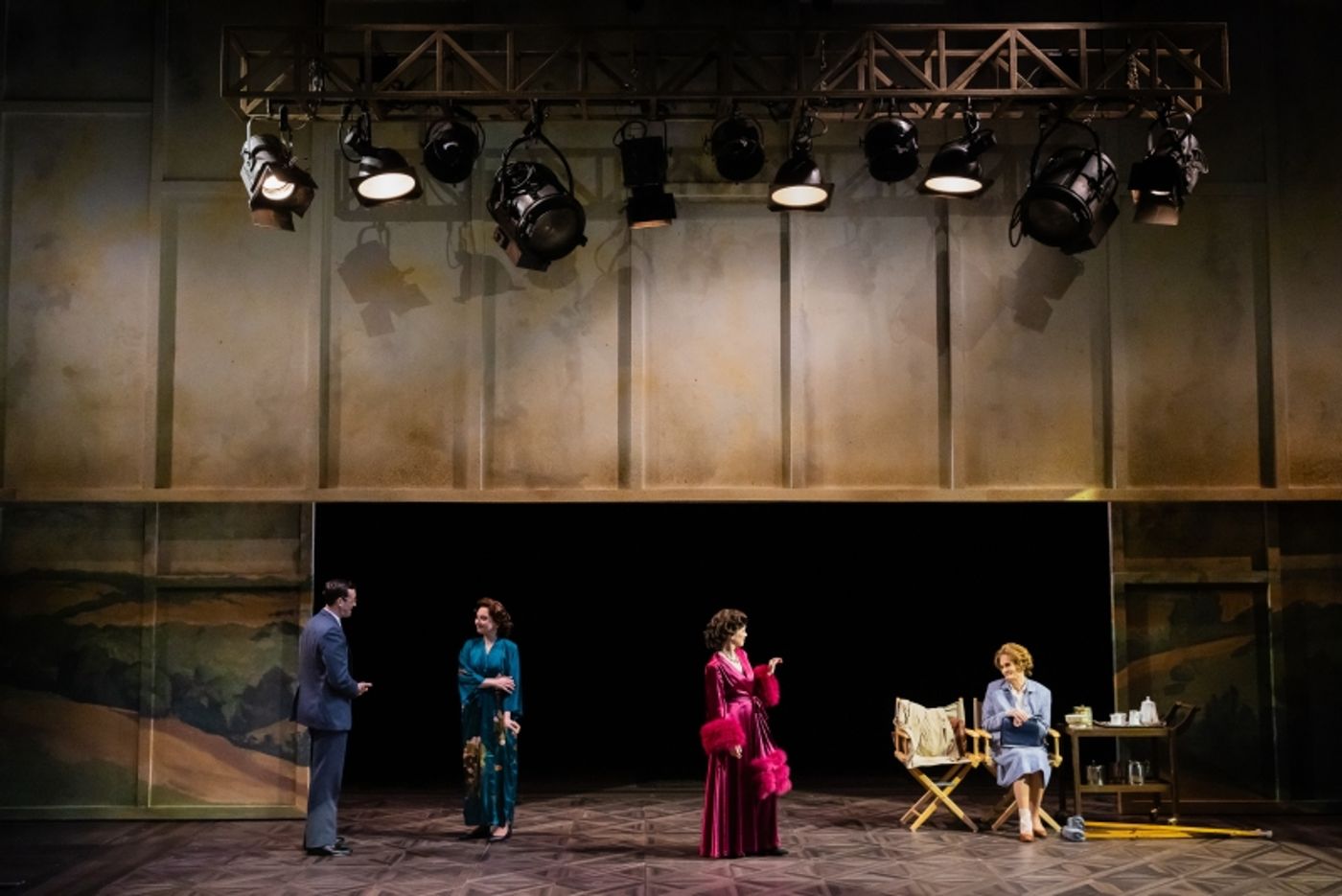 Review: THE MIRROR CRACK'D at The Alley Theater  Image
