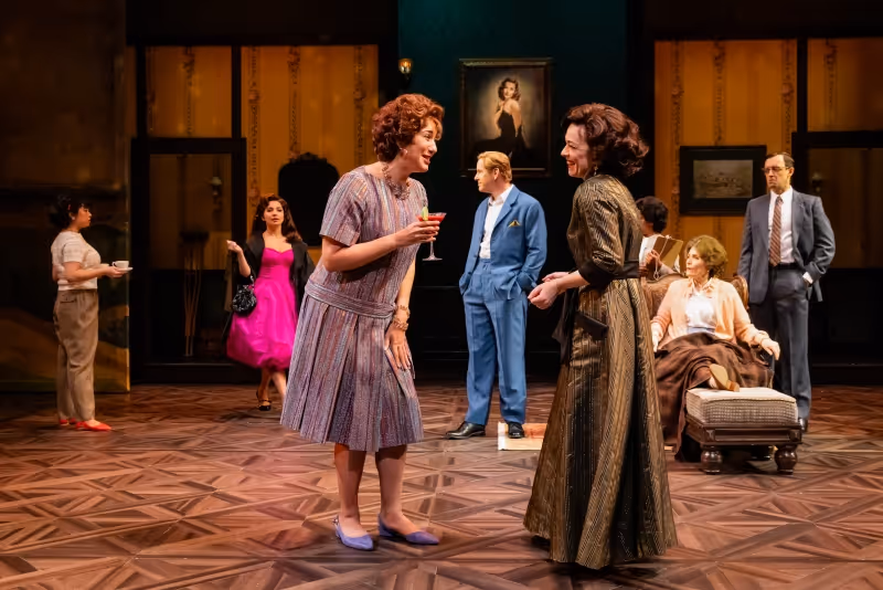Review: THE MIRROR CRACK'D at The Alley Theater Image