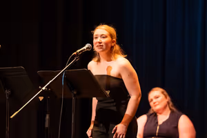 Hannah Browning @ BroadwayWorld Hannah Browning Photo