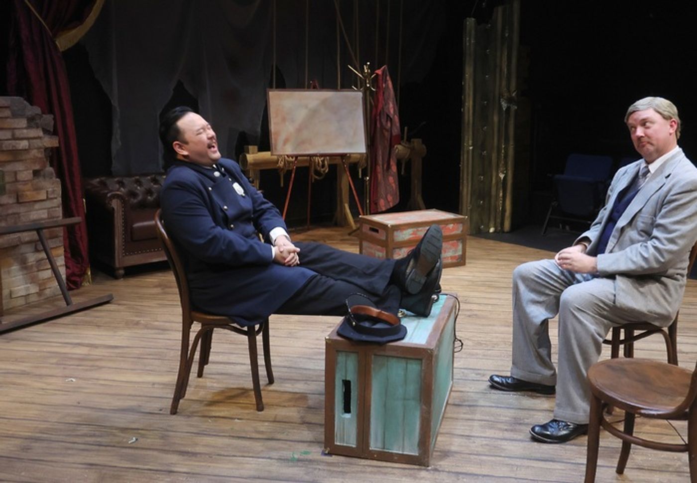 Photos: 39 STEPS at Main Street Theater  Image