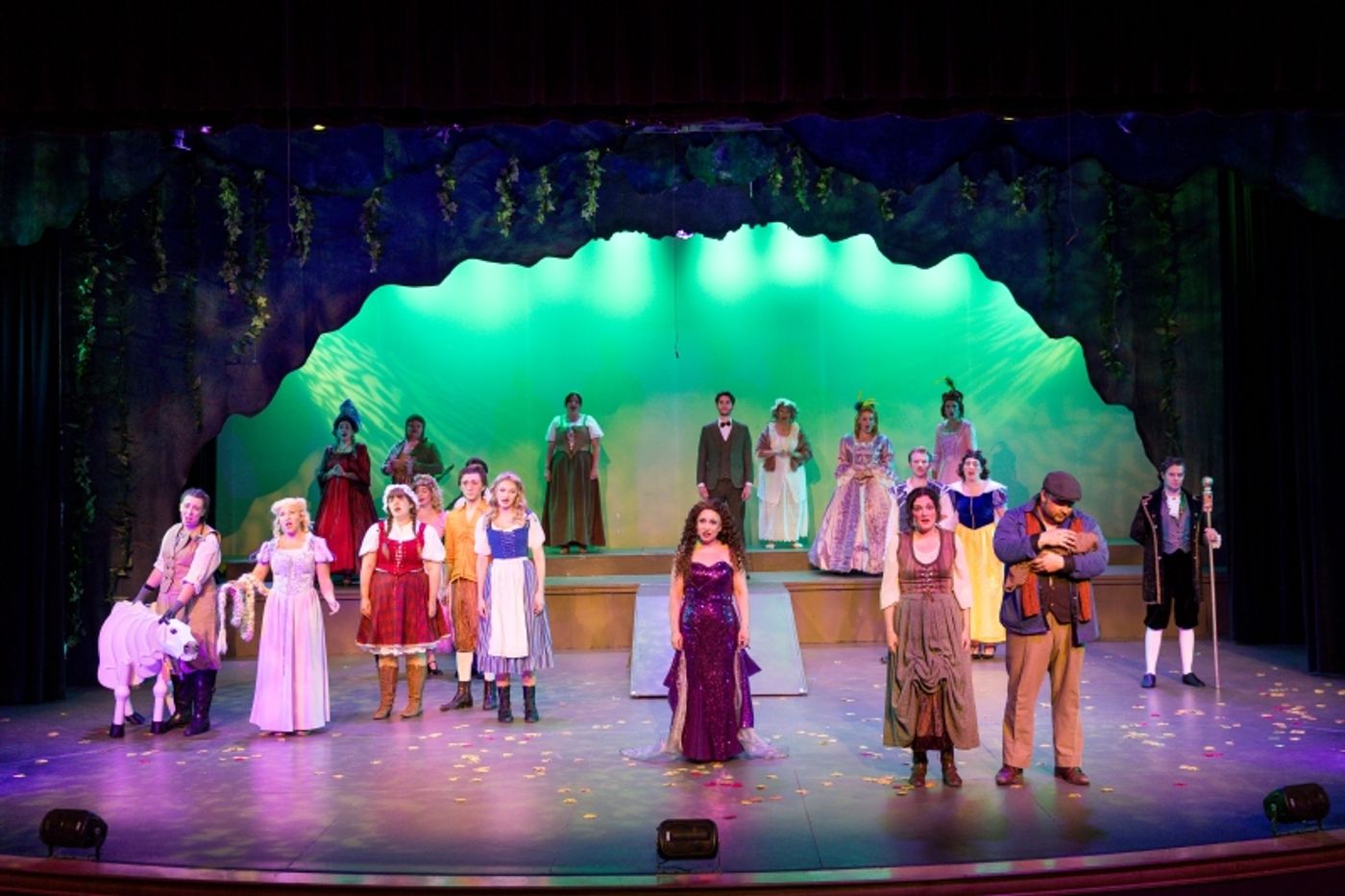 Review: INTO THE WOODS at Ashland Productions  Image