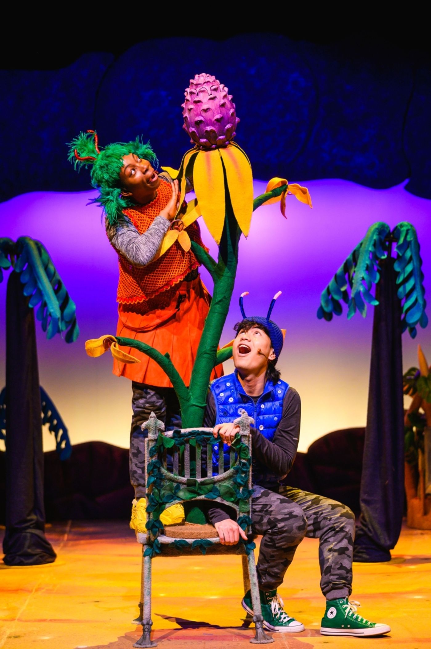 Review: THE SMEDS AND THE SMOOS, The Lyric Theatre  Image