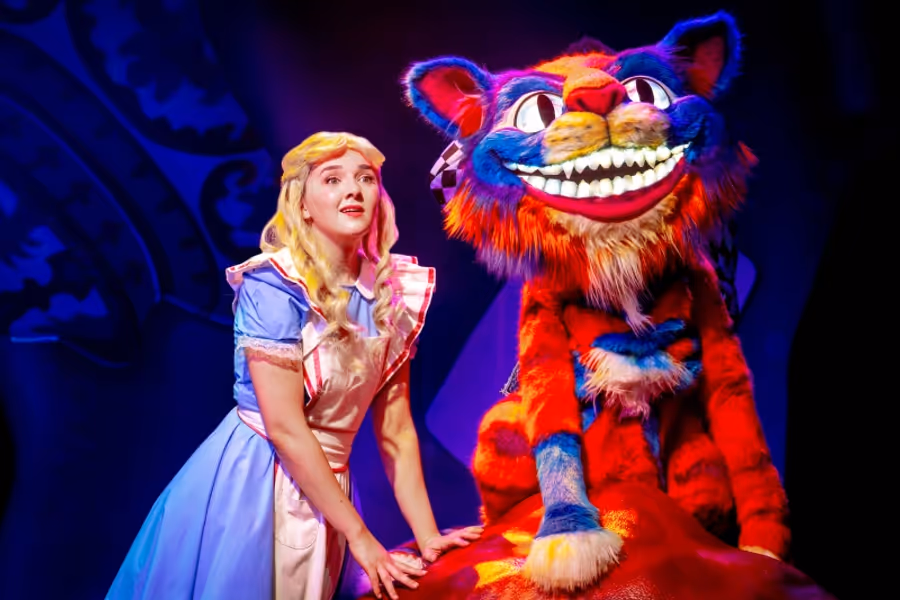 Review: ALICE IN WONDERLAND, Marylebone Theatre Image