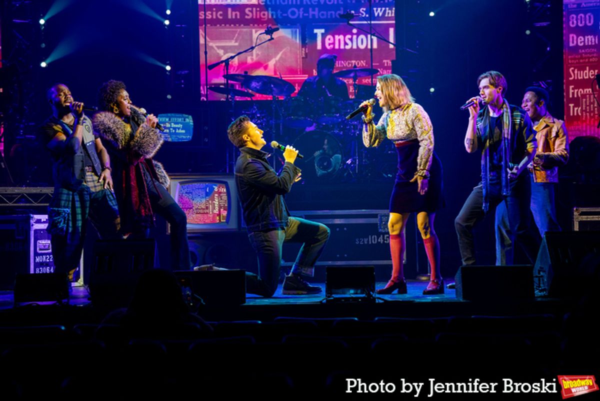 Deon'te Goodman, Courtnee Carter, Drew Becker, Cassadee Pope, Justin Matthew Sargent, Daniel Yearwood at 