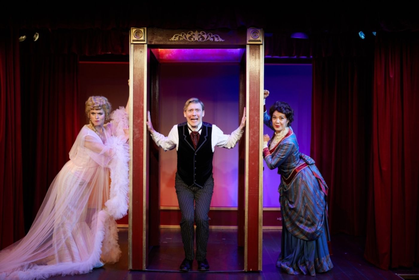 Review: A GENTLEMAN’S GUIDE TO LOVE AND MURDER at North Coast Repertory Theatre  Image