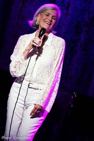 Karen Mason @ BroadwayWorld Karen Mason Photo