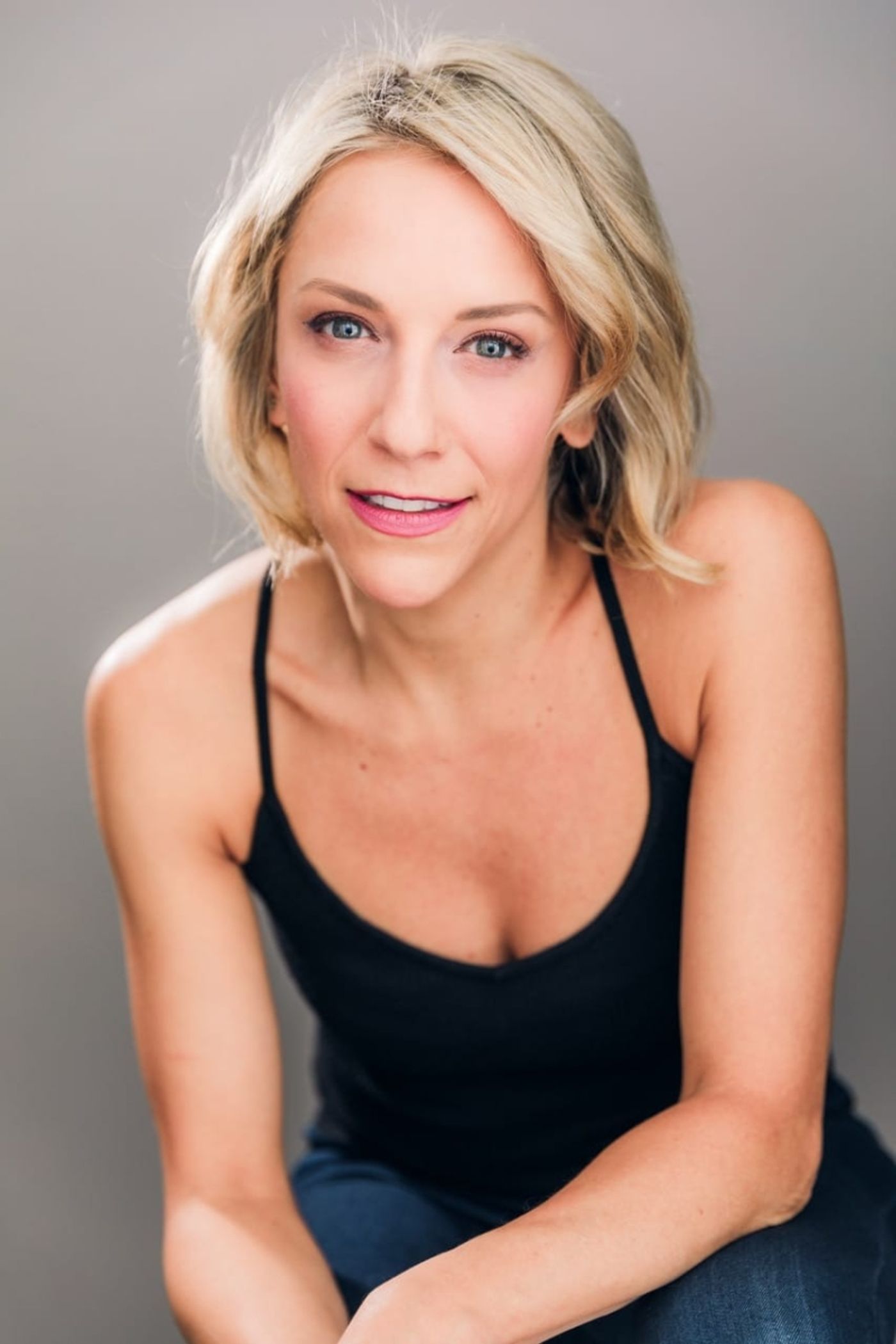 Meet the Cast of MAMMA MIA!, Now in Previews on Broadway  Image