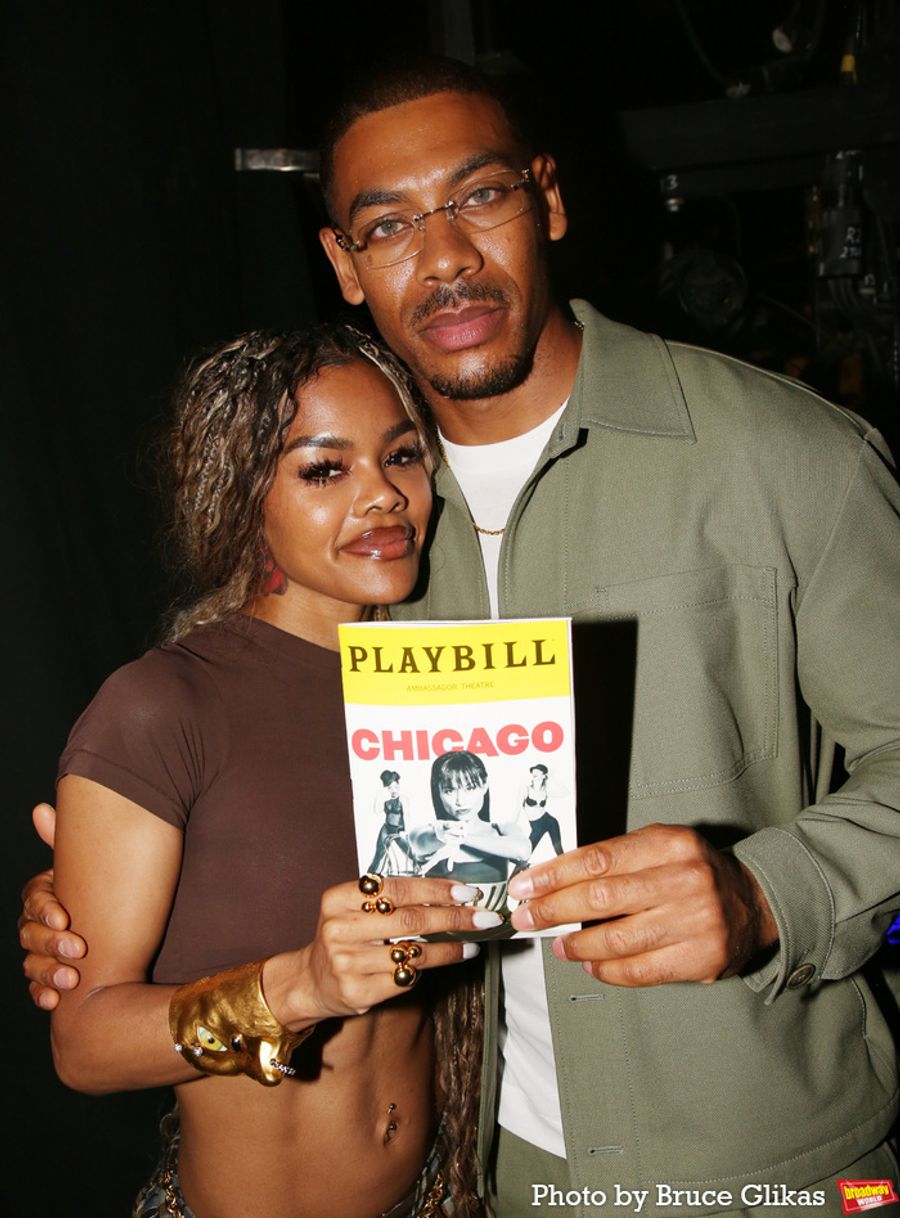 Photos: Teyana Taylor & Aaron Pierre Visit CHICAGO on Broadway Image