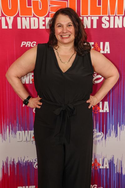 Julie Kramer  Photo