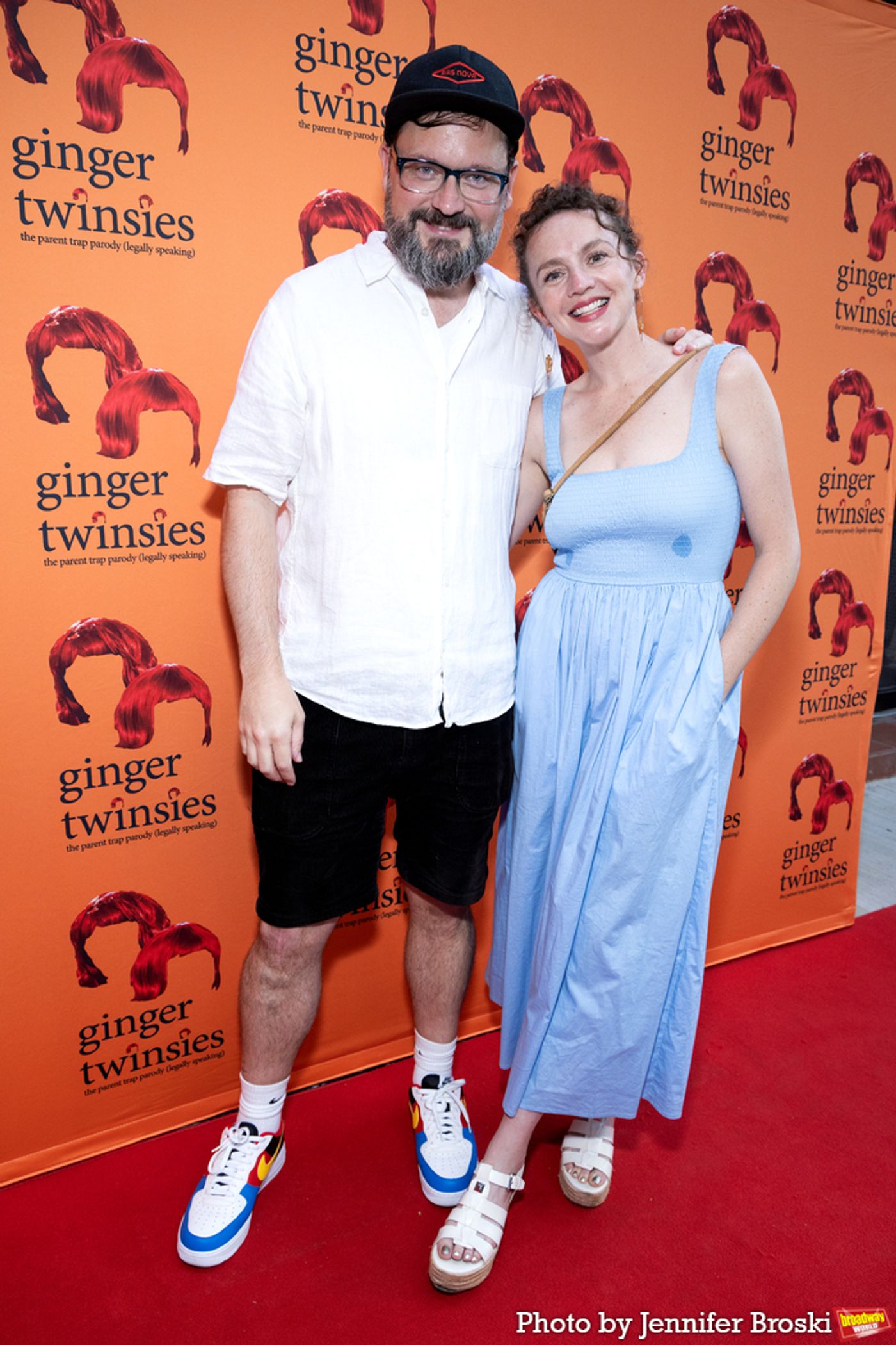 Photos: On the Opening Night Red Carpet for GINGER TWINSIES  Image