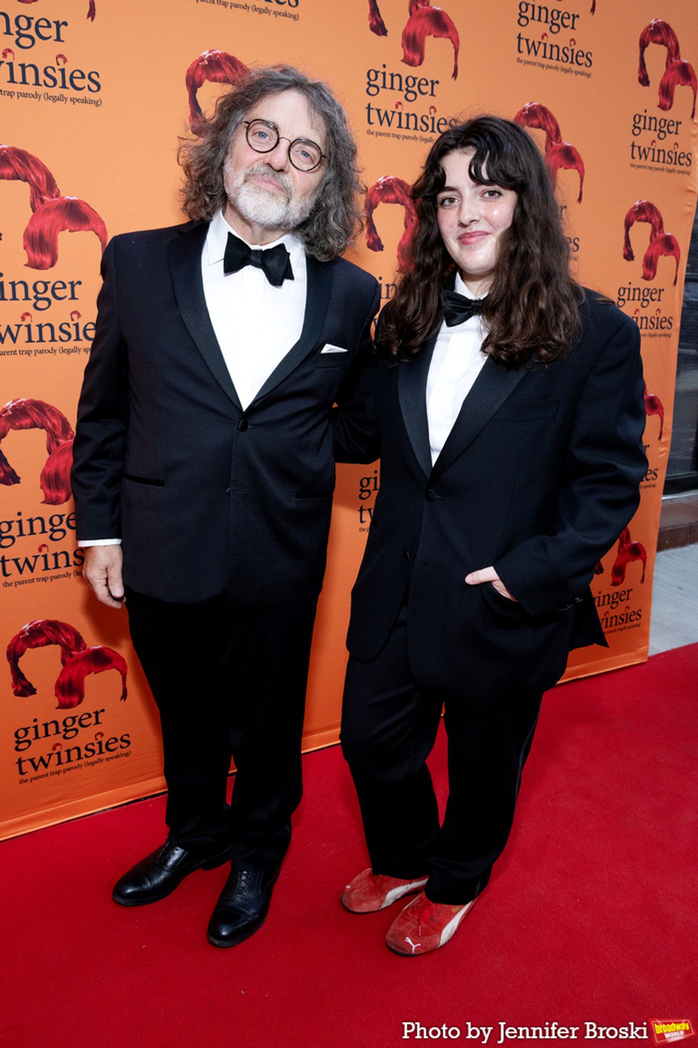 Photos: On the Opening Night Red Carpet for GINGER TWINSIES  Image