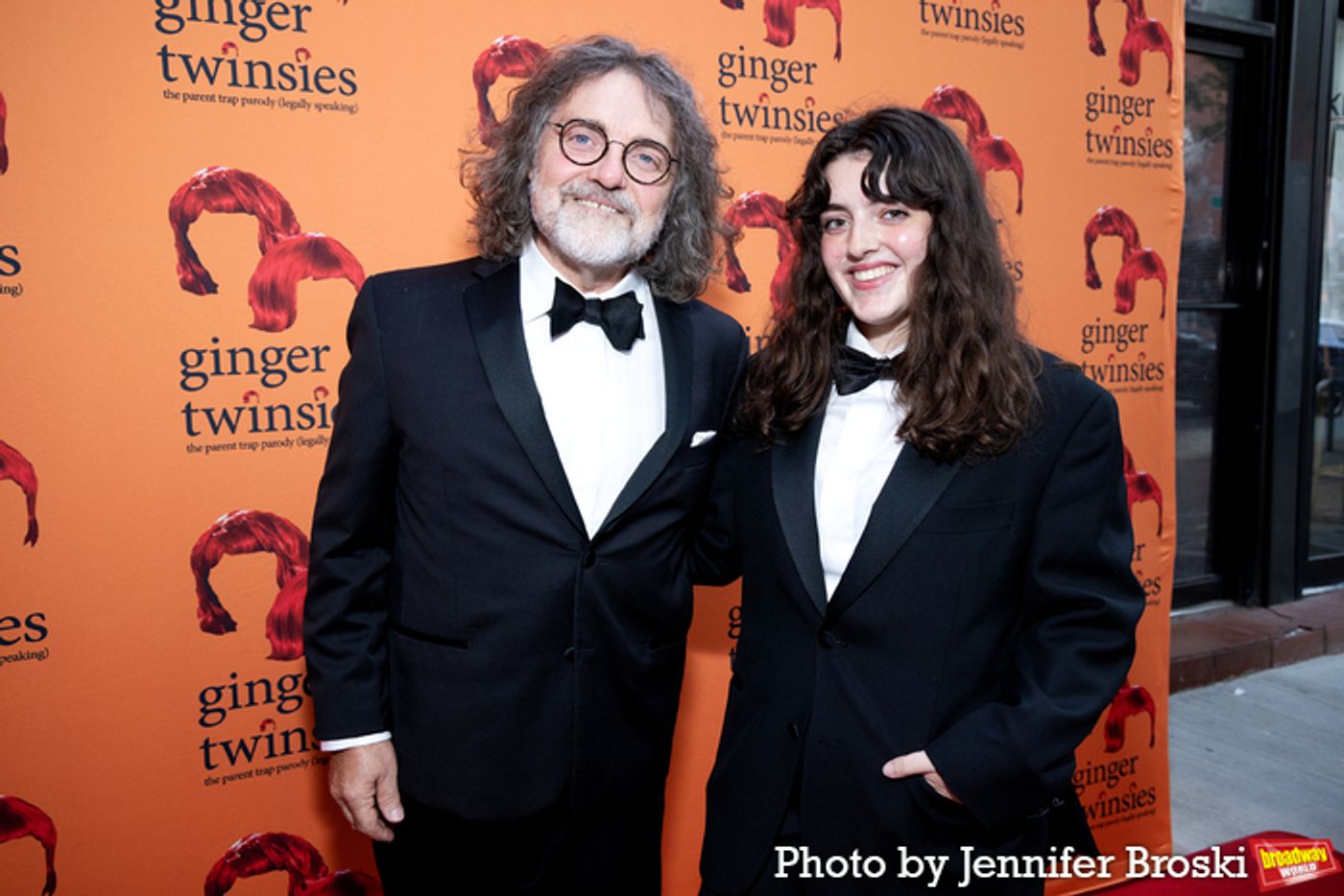 Photos: On the Opening Night Red Carpet for GINGER TWINSIES  Image