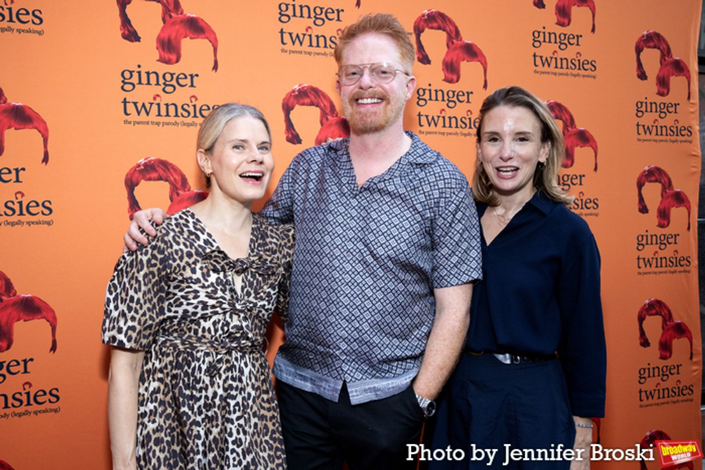 Photos: On the Opening Night Red Carpet for GINGER TWINSIES  Image