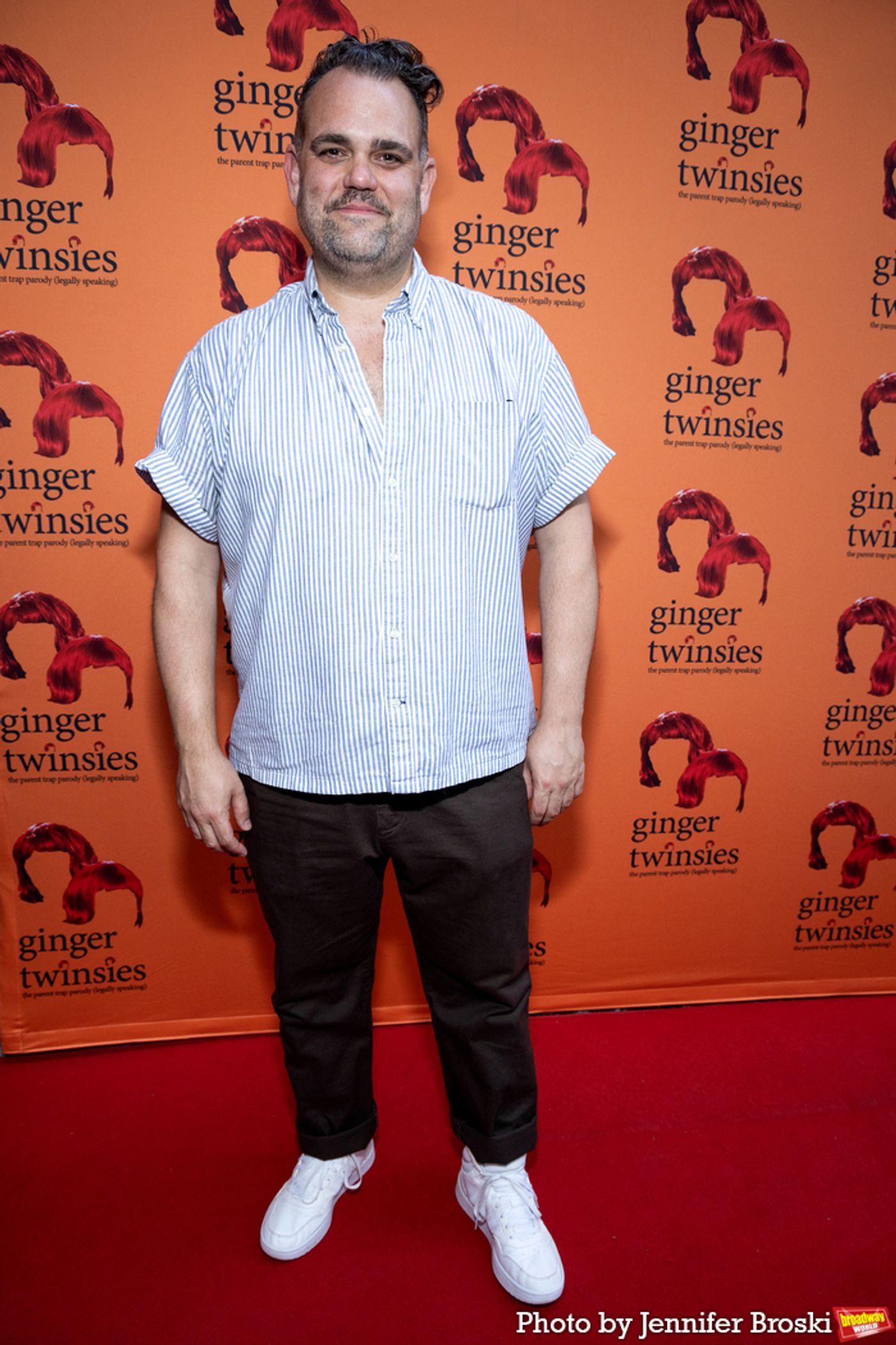 Photos: On the Opening Night Red Carpet for GINGER TWINSIES  Image