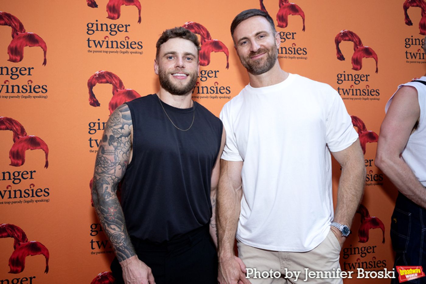 Photos: On the Opening Night Red Carpet for GINGER TWINSIES  Image