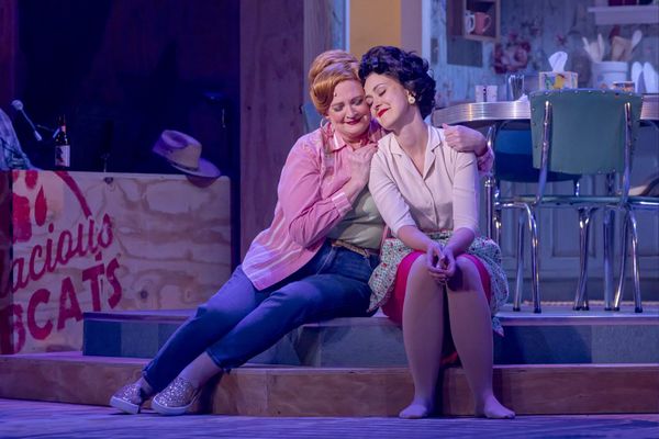 Charlotte Campbell and Sara Mackie Photo