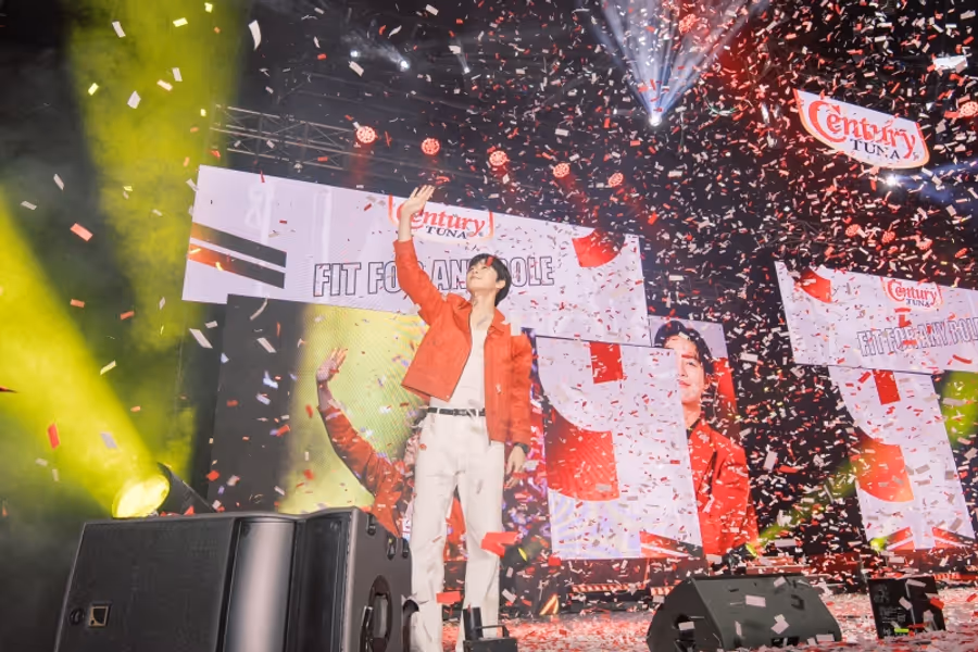 Photos: Park Seo-joon Charms Fans at 'Fit for Any Role' Event Image