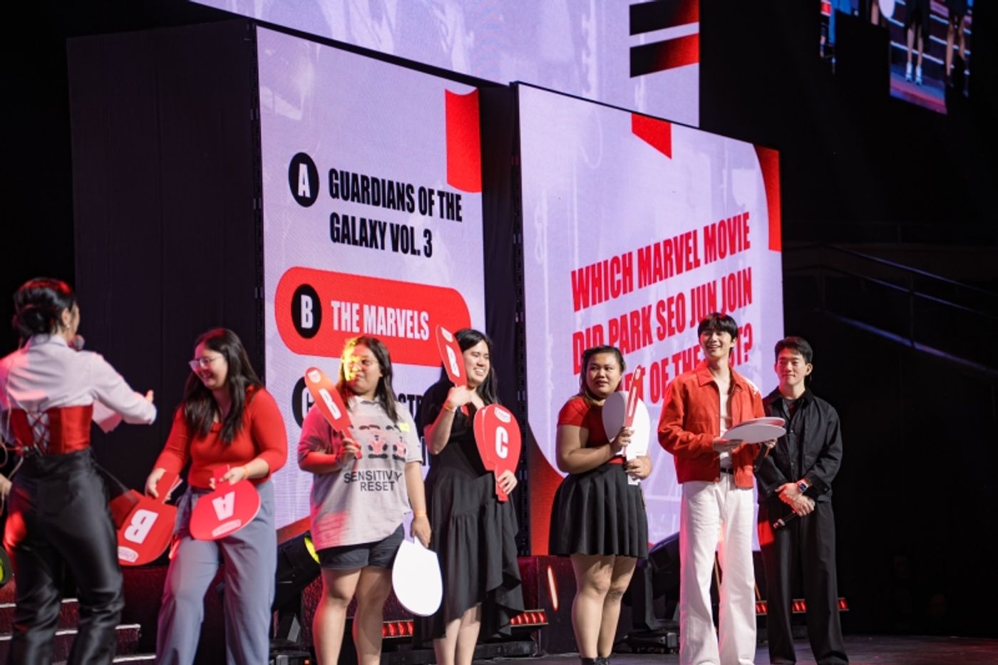 Photos: Park Seo-joon Charms Fans at 'Fit for Any Role' Event  Image
