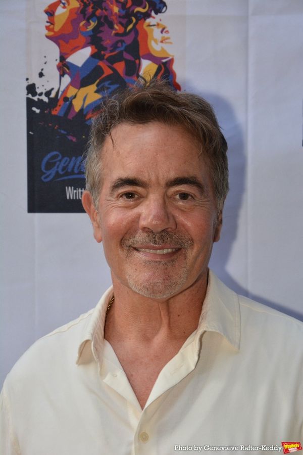 Derek Smith Photo