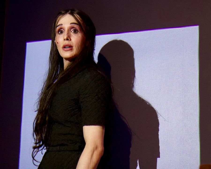 Photos: Darwin Del Fabro's LILI / DARWIN at The Tank Image