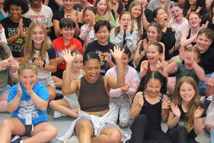 Photos: Jasmine Amy Rogers Joins Students At Broadway Artists Alliance Image