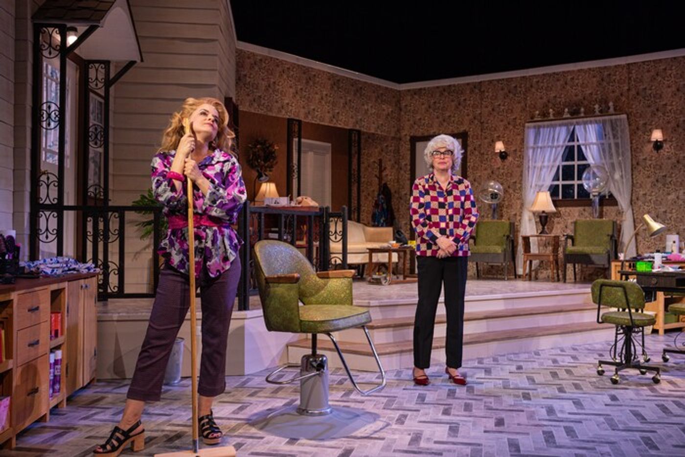 Photos: STEEL MAGNOLIAS Opens at Bell Theater in Holmdel  Image