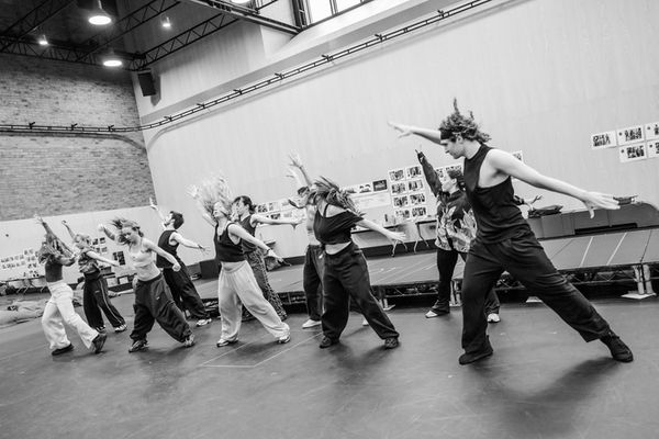 The company of Romeo & Juliet  Photo