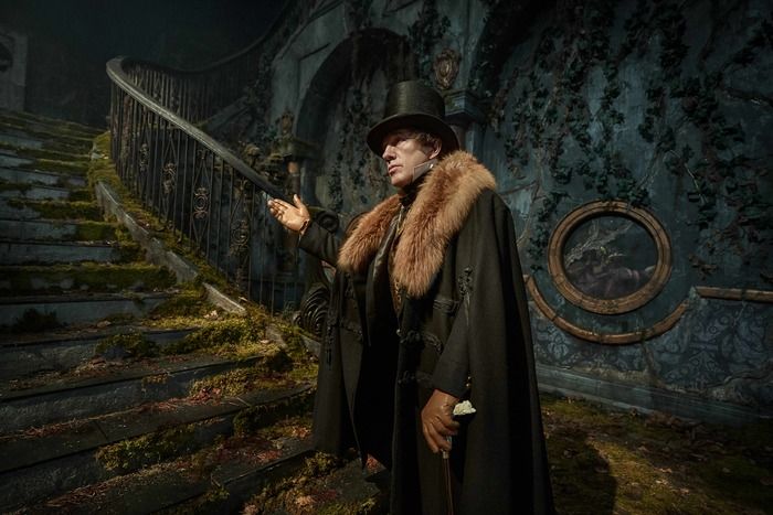 Photos: Oscar Isaac, Jacob Elordi, & More in New Photos From FRANKENSTEIN Photos: Oscar Isaac, Jacob Elordi, & More in New Photos From FRANKENSTEIN Image