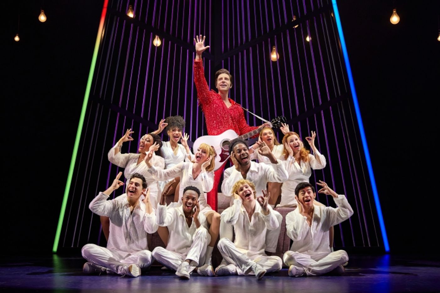 Review: Neil Diamond Musical A BEAUTIFUL NOISE Arrives at OC's Segerstrom Center  Image