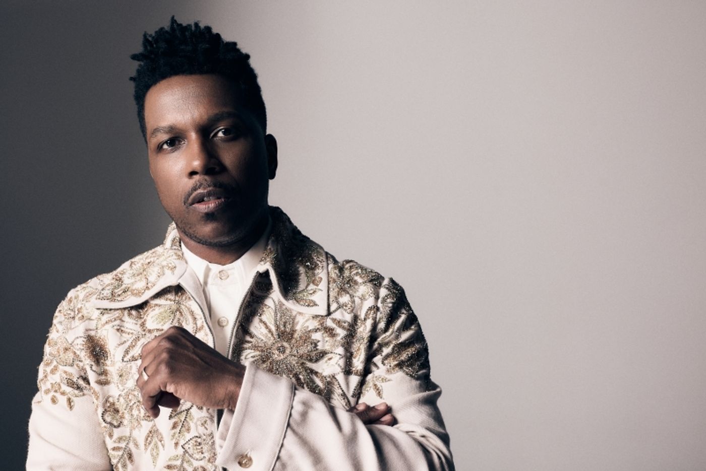 Interview: LESLIE ODOM JR. Brings Solo Show to Cerritos Ahead of Broadway Hamilton Return  Image