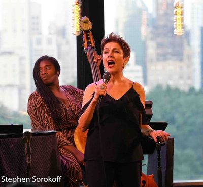 Christine Andreas Photo