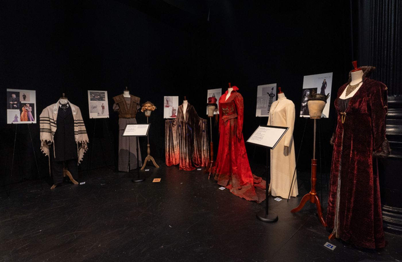 Photos: See Costumes Worn by Meryl Streep, Al Pacino & More in the Public Theater's Shakespeare Costume Exhibit  Image
