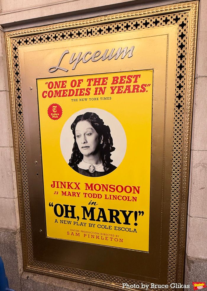 Photos: Jinkx Monsoon, Michael Urie, and More Take First Bows in OH, MARY! — photo 21 of 21