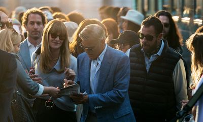 Laura Dern, George Clooney and Adam Sandler  Photo