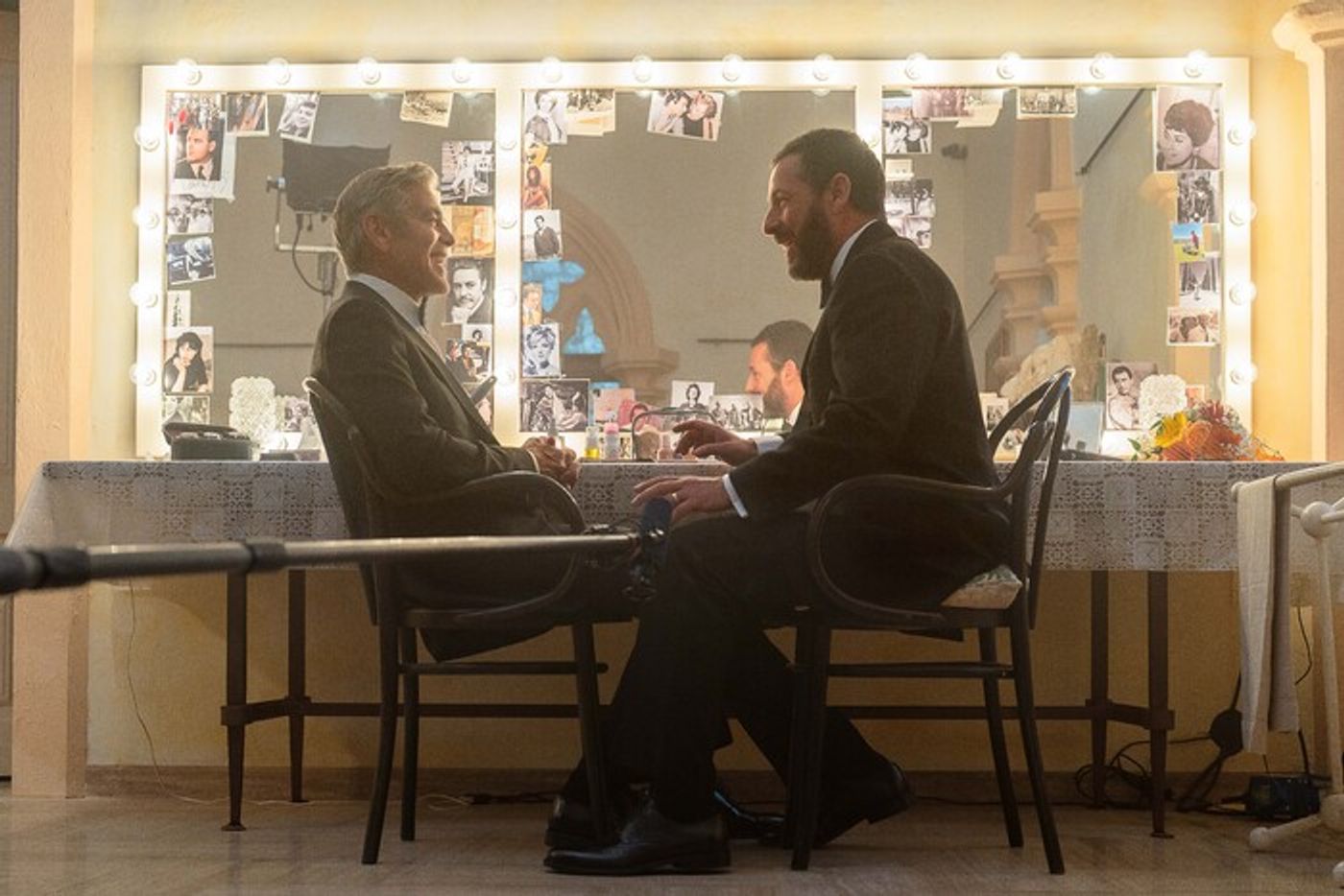 Video/Photos: George Clooney Stars as Movie Star JAY KELLY in First-Look at Noah Baumbach Film Video/Photos: George Clooney Stars as Movie Star JAY KELLY in First-Look at Noah Baumbach Film Image