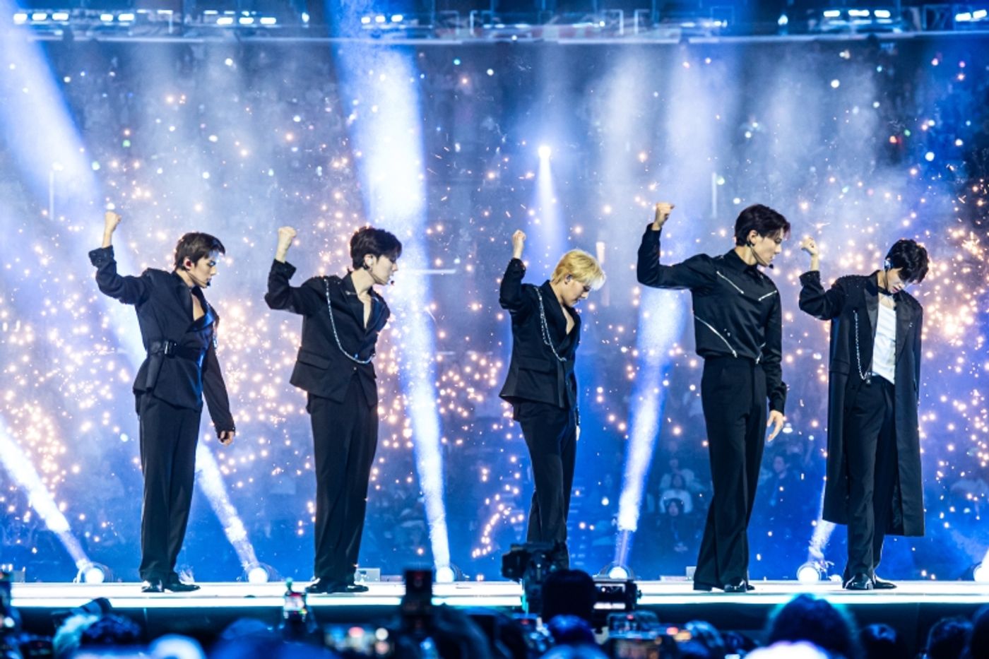 KCON LA 2025 Recap: All of the Stages, Booths, Activities, and More!  Image